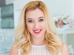 Сучка  блондинка для минета, анала и по пизде,  Саманта Рон (Samantha Rone)